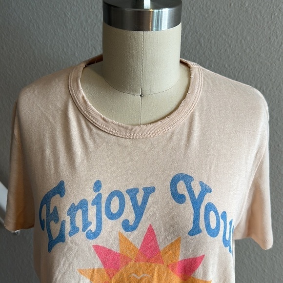 Anthropologie+Junk Food Cotton Blend “Enjoy Your Journey” Graphic Distre… - Picture 5 of 9